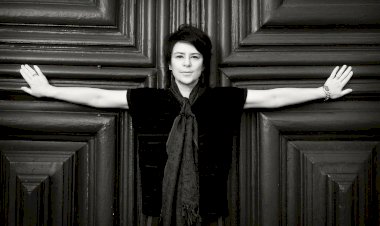 Fernanda Takai recorda o recado terno de Nico Nicolaiewsky em álbum solo